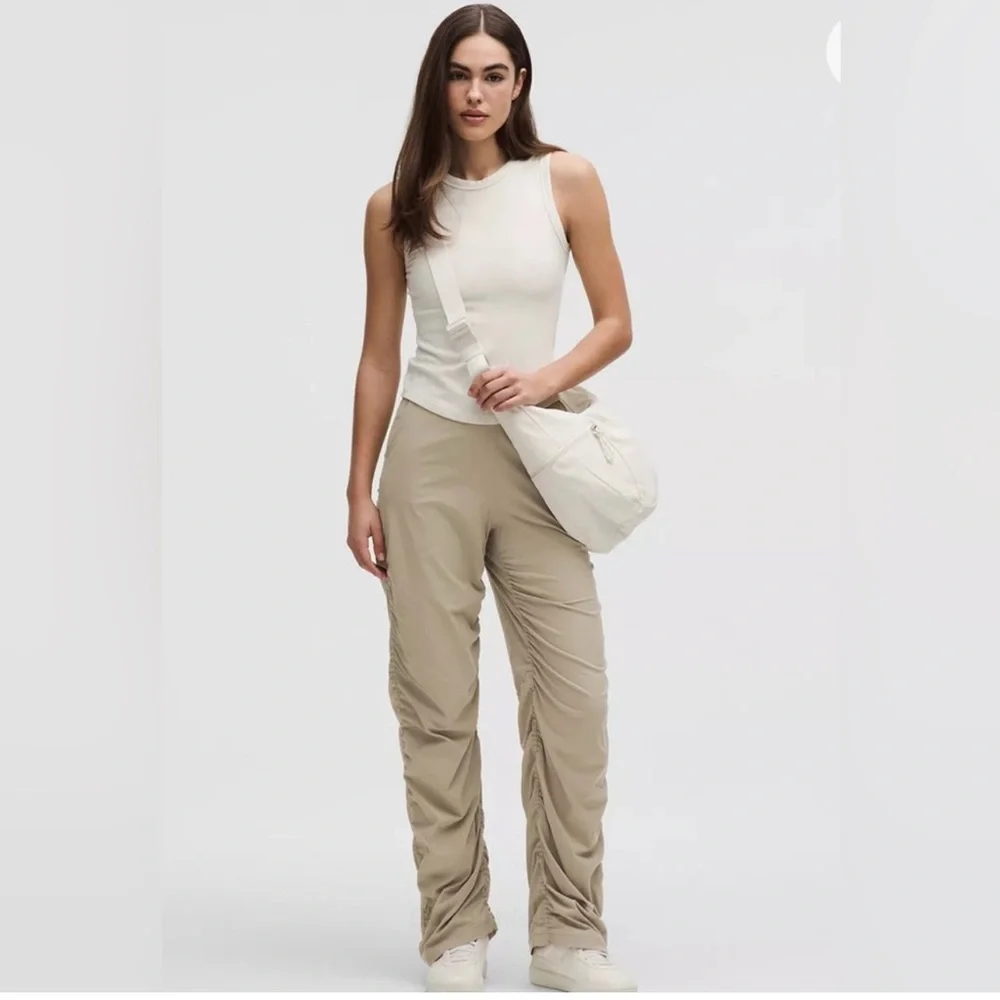 NWT Lululemon Dance Studio Slim-Fit HR Flared Pant in Sheer Oak - Picture 1 of 9